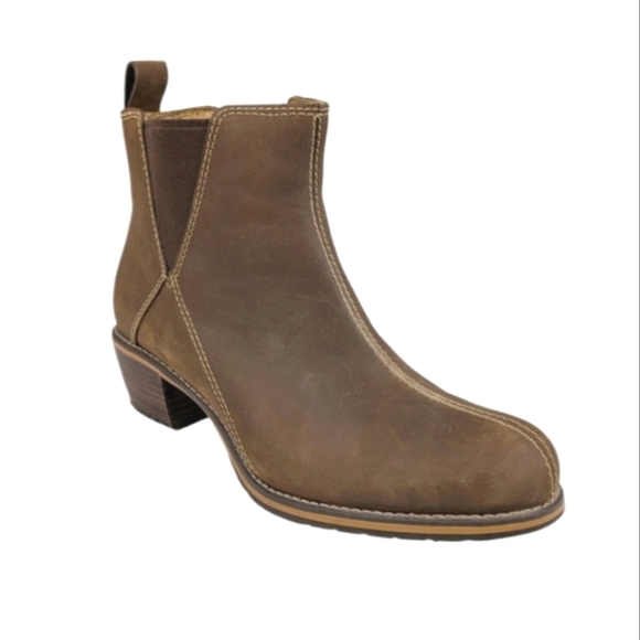 Red Wing Chelsea Ankle Booties EUC $349 Size 8.5M  S3226 - Picture 2 of 12